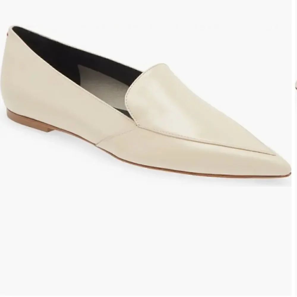 Revolve Aeyde Martha Pointed Toe Flat in Creamy, Size 40